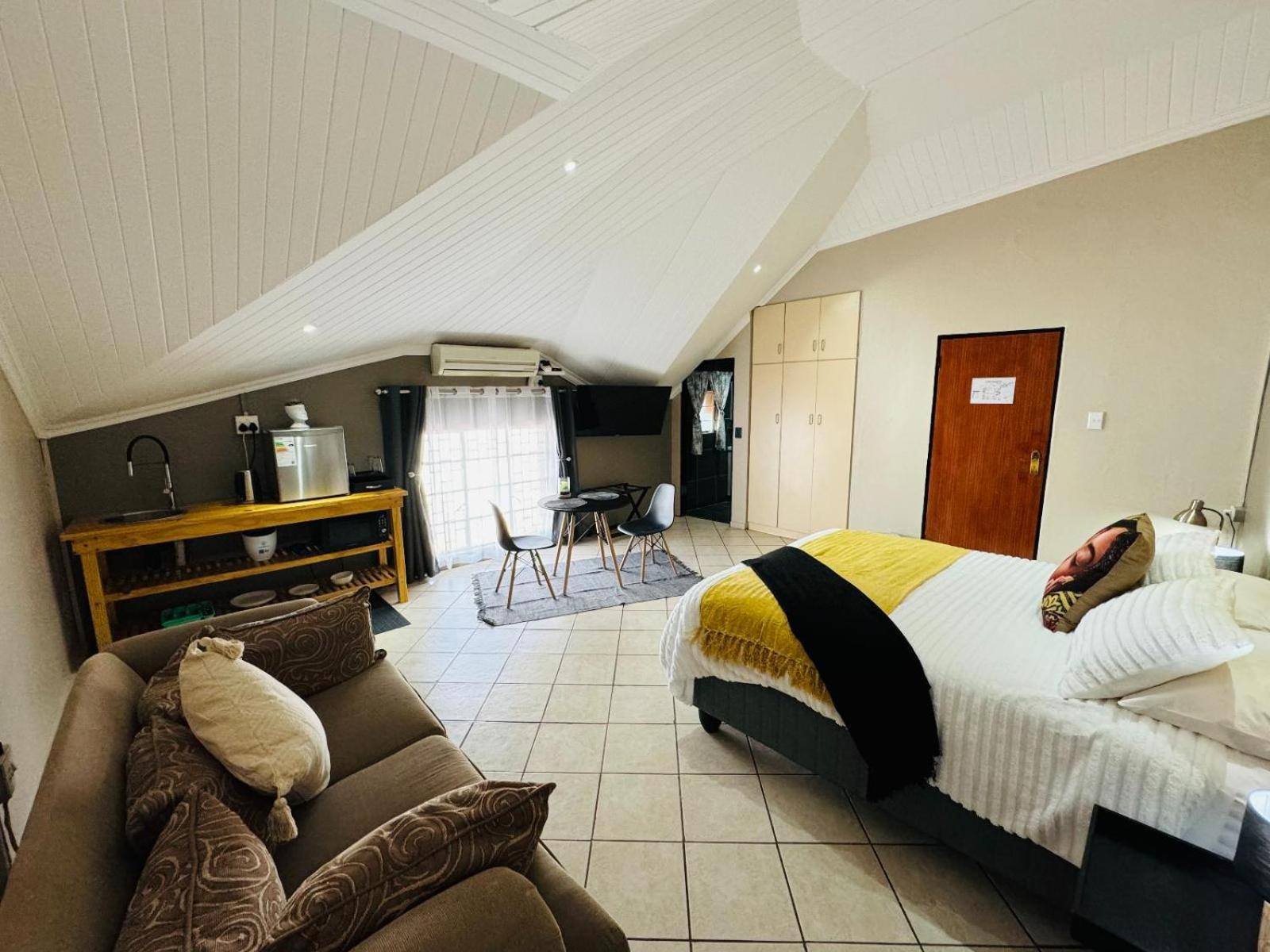 Echo Mountain Inn (Adults Only) Thabazimbi Cameră foto